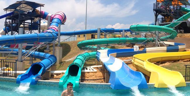 Multi-Slides Rainbow GRP Water Park Equipments , Custom Water Slides From Top Classic Water Park