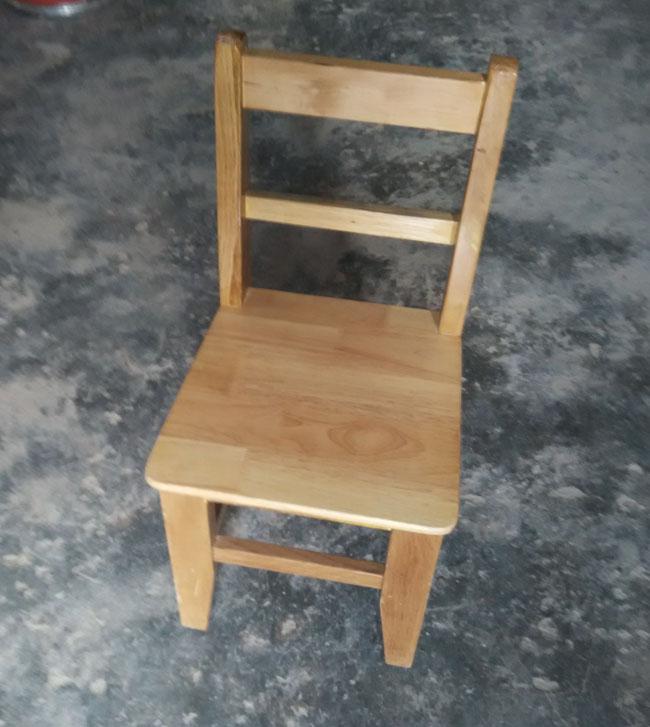 Hardwood Kindergarten Classroom Furniture , Solid Wooden Childrens Chairs